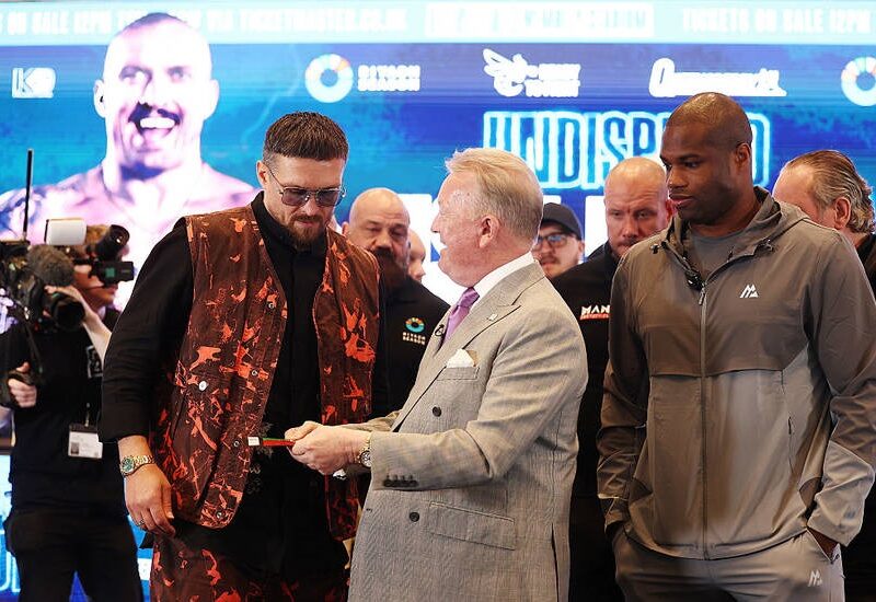 Френк Воррен: Квитки беруть, до бою п’ять тижнів, а квитків майже немає