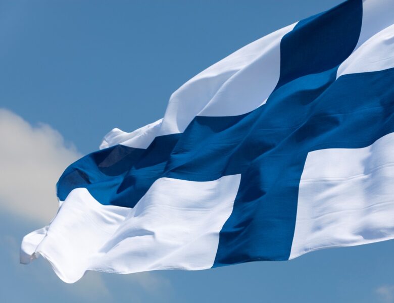 Генсекретаря парламенту Фінляндії підозрюють у держзраді