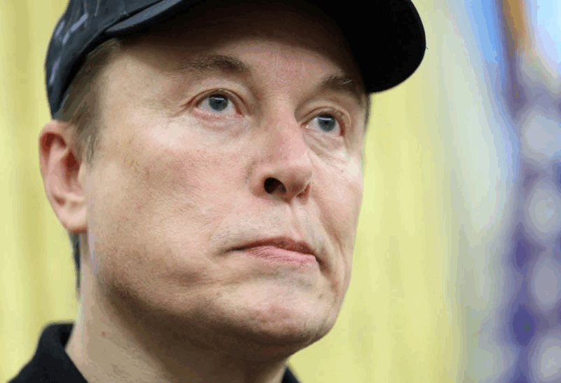 Ілон Маск відреагував на удари по аеродромах в РФ