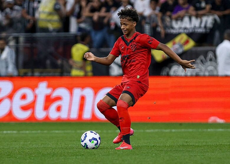 Капітан юнацької збірної Бразилії може перейти в Барселону