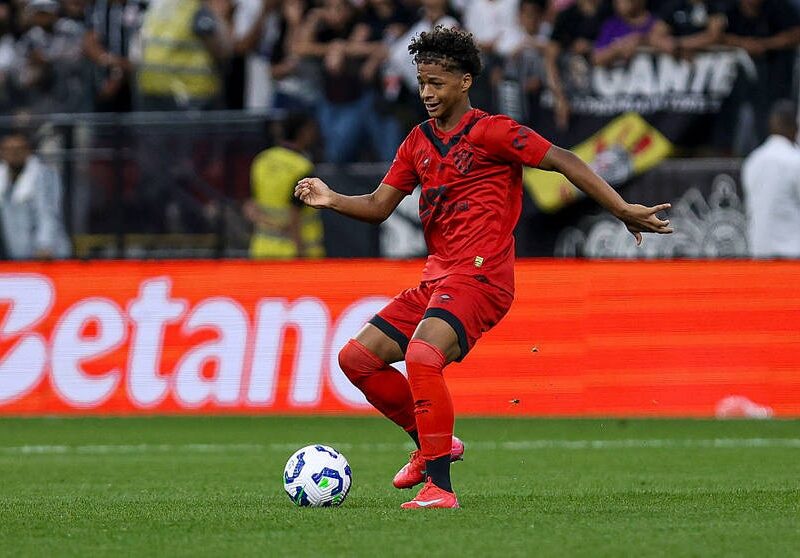 Капітан юнацької збірної Бразилії може перейти в Барселону