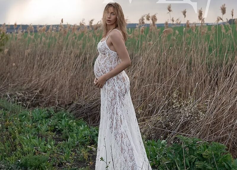 Леся Нікітюк офіційно підтвердила вагітність