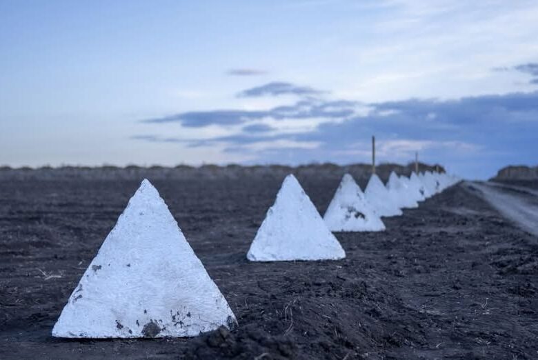Лежало місяцями. Скандал з укріпленнями на Сумщині