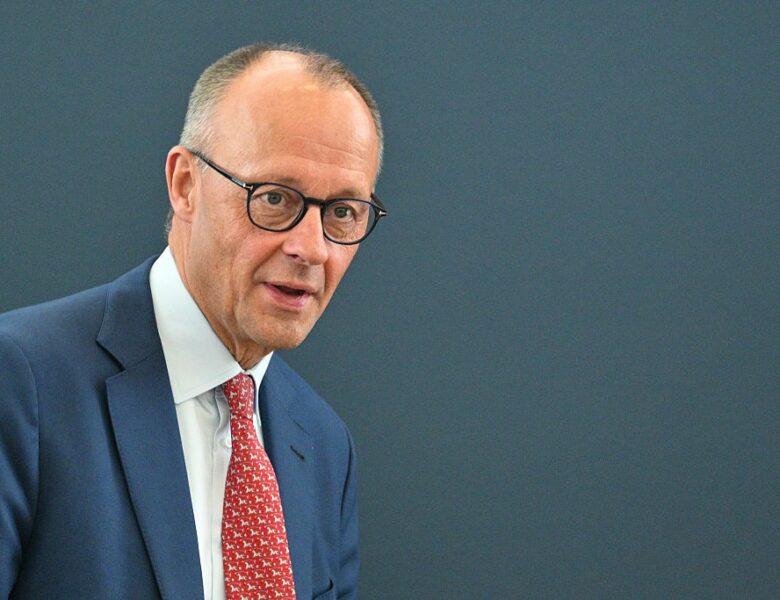 Мерц закликав покарати Путіна