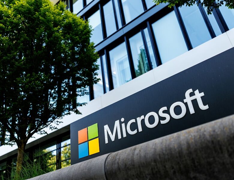 Microsoft додатково звільнила сотні людей