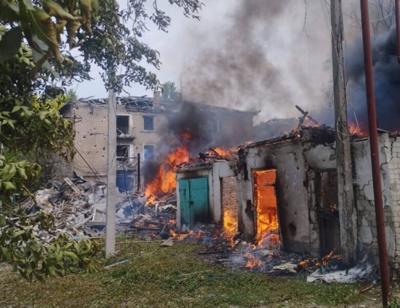 На Донеччині четверо поранених через російський авіаудар