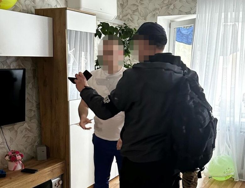 На Житомирщині керівники установ виконання покарань вимагали хабарі