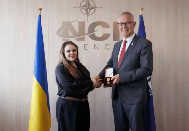 НАТО інвестувало €37 млн у супутниковий зв’язок для ЗСУ