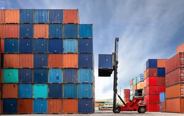 Найбільше за останні п’ять років: експорт до США з Китаю обвалився