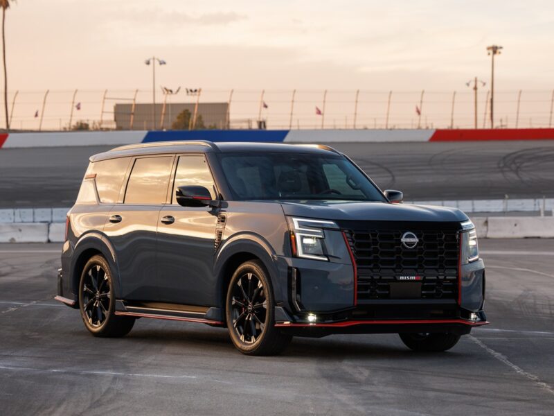 Nissan представила спортивну версію позашляховика Armada
