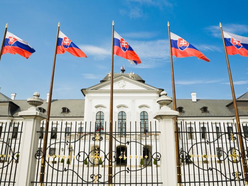 Парламент Словаччини ухвалив проросійську резолюцію