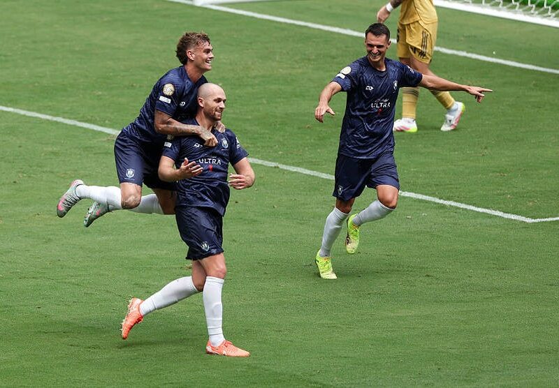 Перший гол Окленда на КЧС приніс нічию з Бока Хуніорс