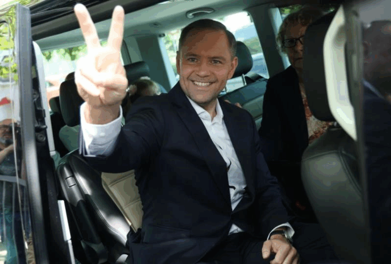 Пізній екзитпол показав нового лідера на президентських виборах у Польщі