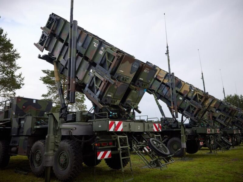 ППО знищила майже 430 російських дронів і ракет