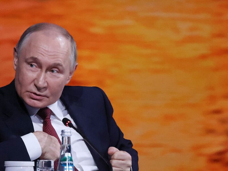 Путін назвав “корисною” конфіскацію активів Росії