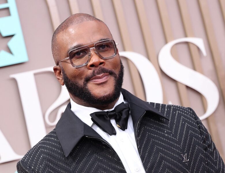 Режиссера Тайлера Перрі звинуватили у сексуальних домаганнях