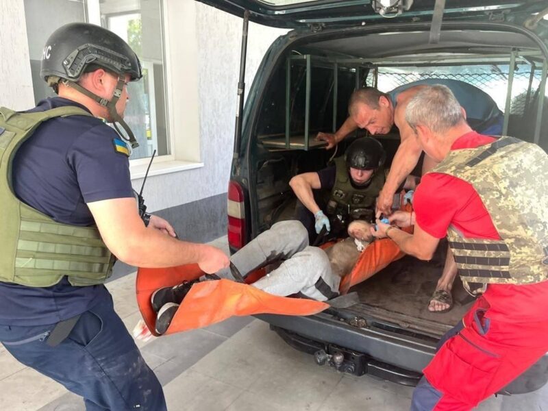 Росіяни атакували Дніпропетровщину: двоє поранених