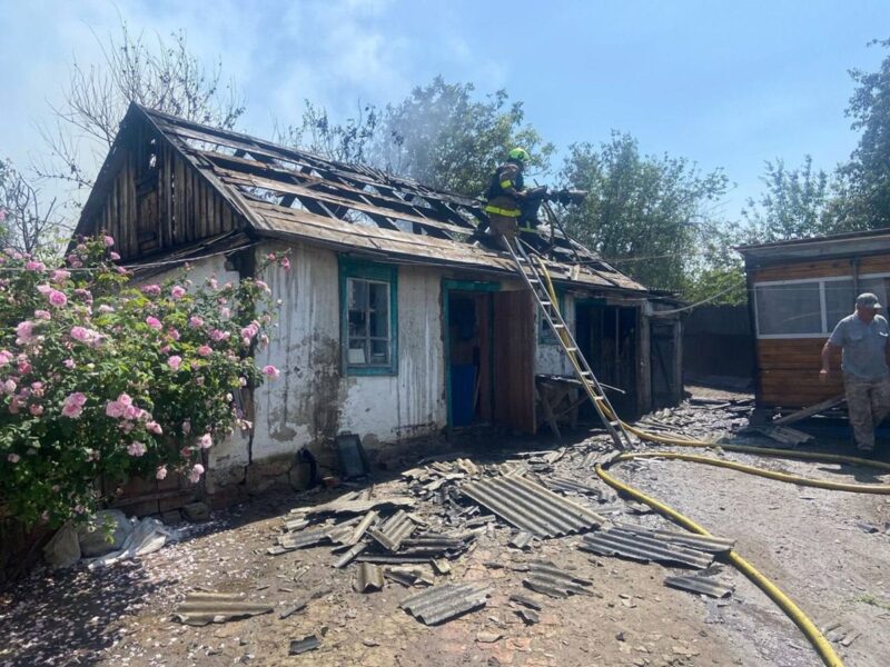 Росіяни вдарили з РСЗВ по Харківщині, є загиблі