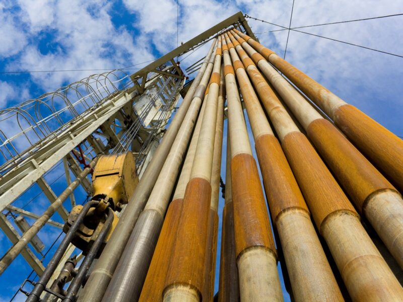 Рубль “з’їдає” нафтові доходи Кремля