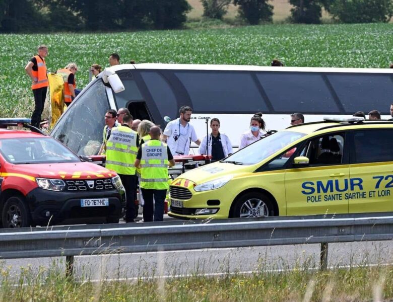 Смертельне ДТП з українцями у Франції: відомо про стан постраждалих дітей