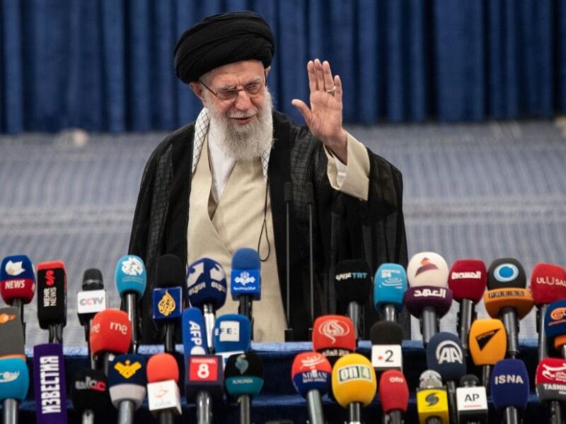 Трамп “побажав удачі” верховному лідеру Ірану