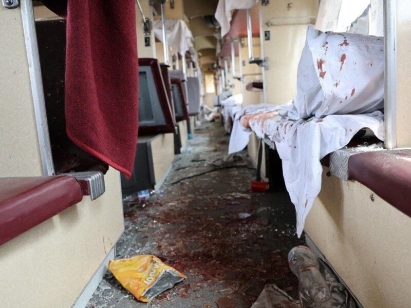 У Дніпрі знайшли тіла 15 жертв атаки Росії