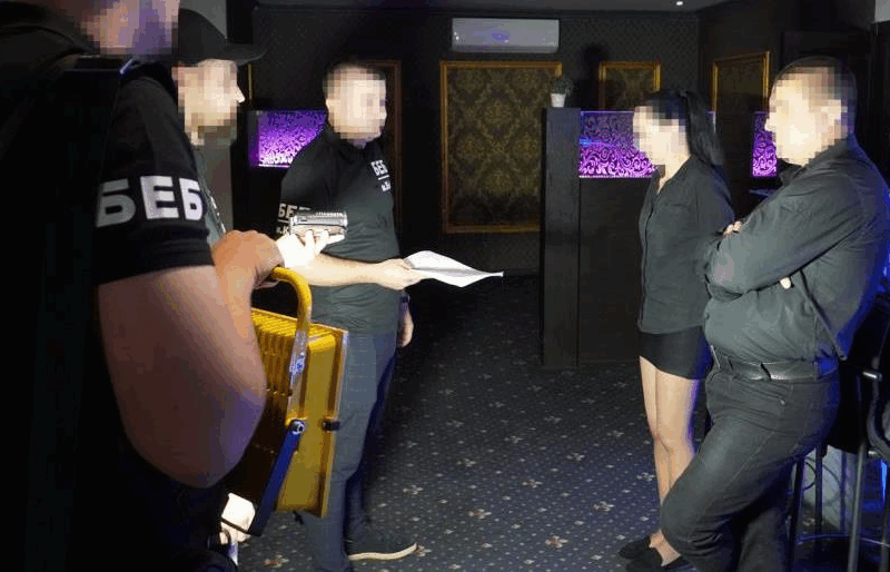 У Києві ліквідували діяльність семи нелегальних гральних закладів