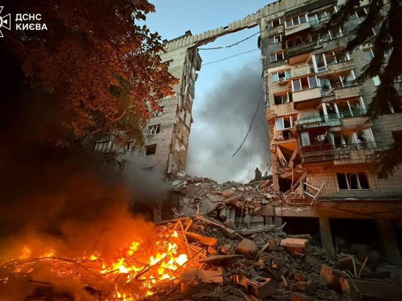 У Києві понад 100 постраждалих через атаку Росії