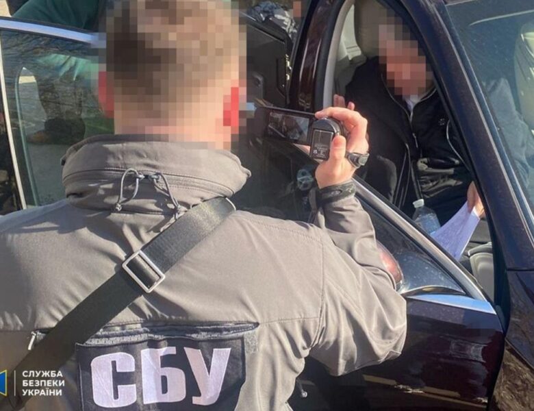 У міськраді Одеси вкрали гроші на поховання воїнів