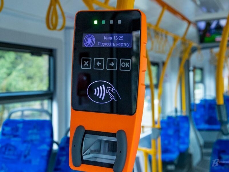 У наземному транспорті Києва не працює оплата QR-квитками