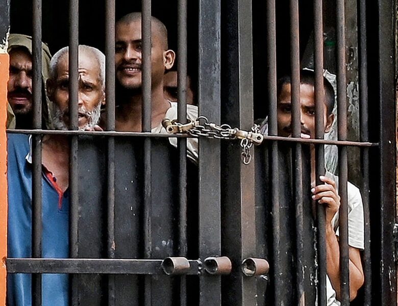 У Пакистані понад 200 в’язнів втекли з тюрми під час землетрусу