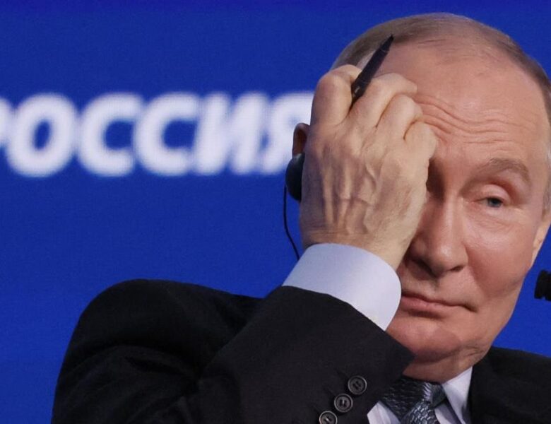 У Росії дефіцит держбюджету зріс четвертий місяць поспіль