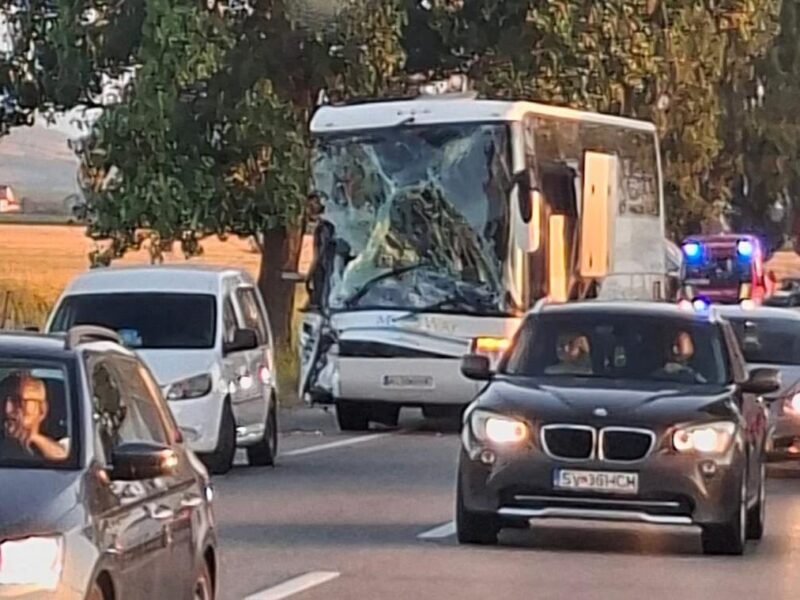 У Румунії потрапив у ДТП автобус з 60 українцями