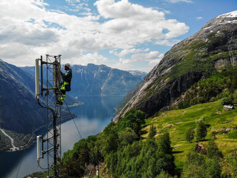 У Швеції пошкодили понад 30 веж зв’язку, підозрюють диверсії