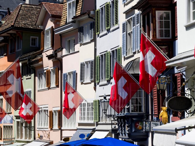 У Швейцарії пропонують скасувати захист для українських біженців