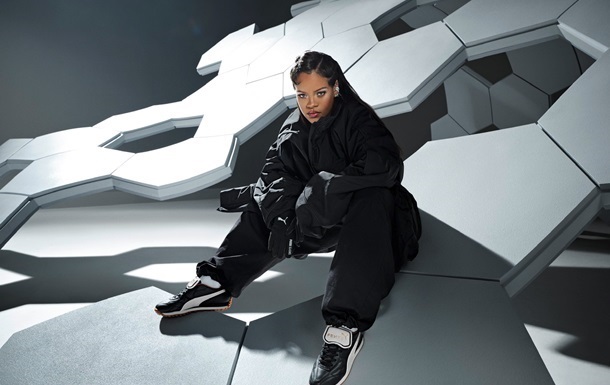 У співачки Ріанни сталося горе в родині