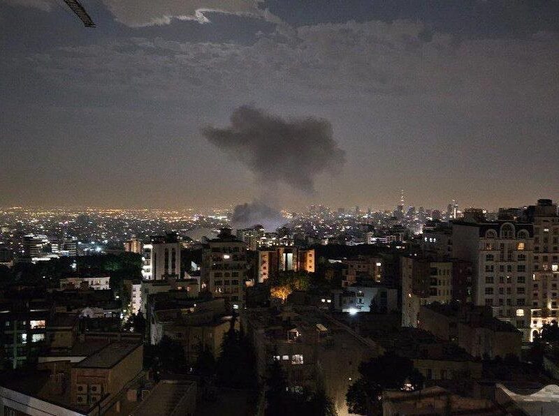 У Тегерані пролунали вибухи – ЗМІ