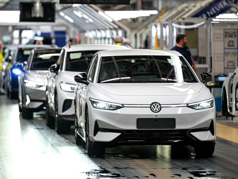 У Volkswagen 20 тисяч працівників погодилися на звільнення