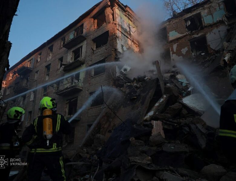 У зруйнованому будинку в Києві вже п’ять загиблих