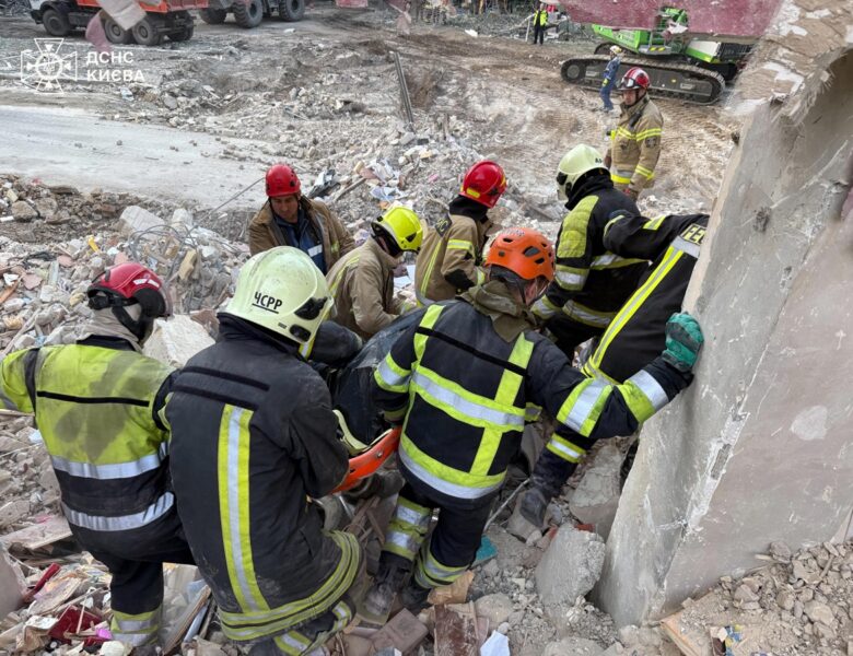 Удар по Києву: кількість загиблих знову зросла