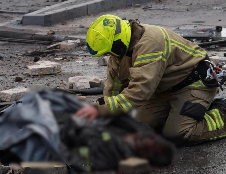 Удар по Києву: загинули троє рятувальників