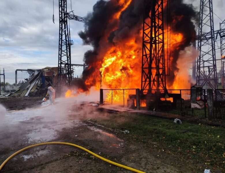 Удари по енергетиці: чи будуть відключення світла