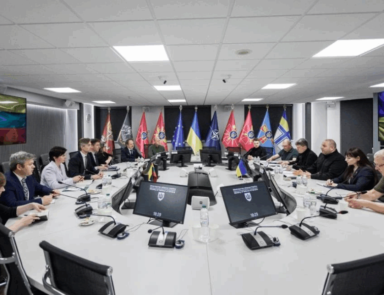 Умєров провів зустріч з главою МЗС Литви