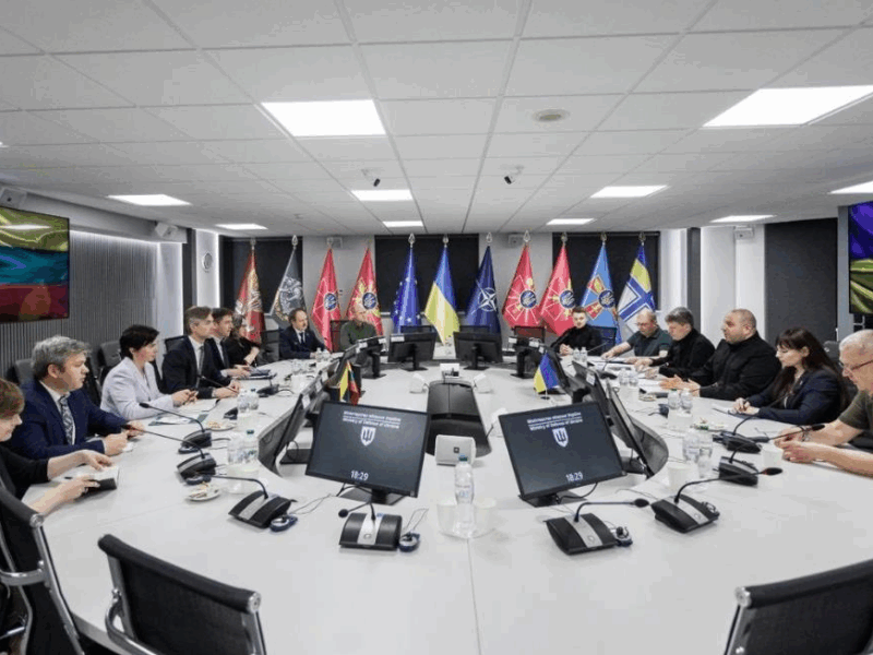 Умєров провів зустріч з главою МЗС Литви