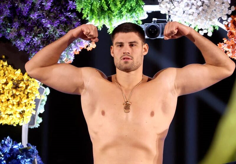 В андеркарді поєдинку Усик – Дюбуа виступлять українські важковаговики