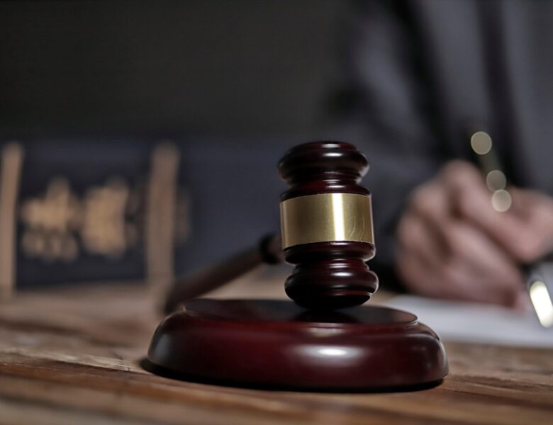 В Естонії засудили авторку проросійської книги за держзраду