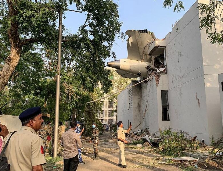 В Індії знайшли одного вцілілого після авіакатастрофи