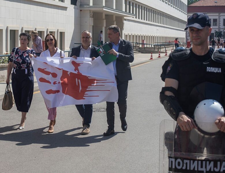 В Сербії провели серію затримань через “підготовку до держперевороту”