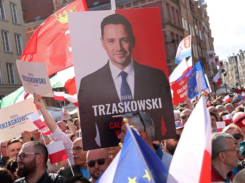 Вибори у Польщі: Тшасковський випереджає Навроцького