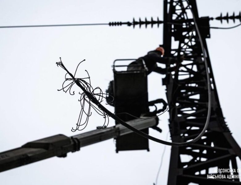 Відключення у Херсоні і трьох областях – Укренерго
